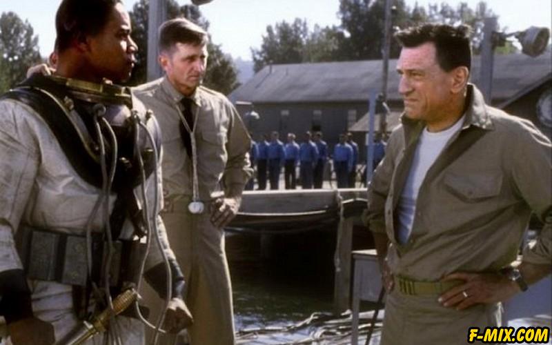 Военный ныряльщик (2000) кадр из фильма 2