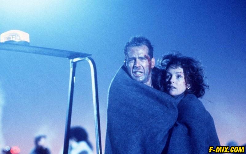 Крепкий орешек 2 (1990) кадр из фильма 6